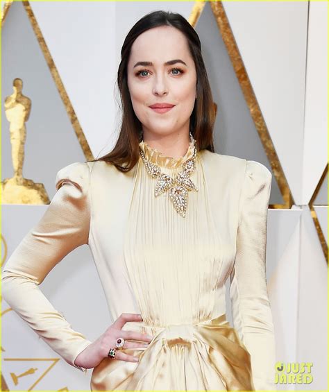 dakota johnson oscars 2017 dress gucci silk|Dakota Johnson Goes Gold in Gucci for Oscars 2017! .